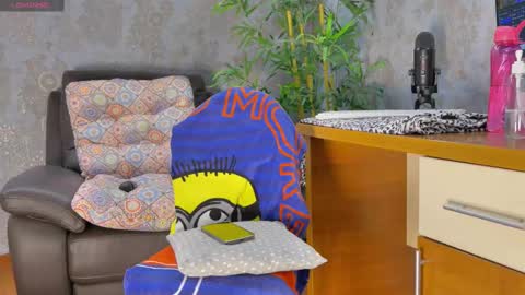 Anna online show from February 16, 10:10 am