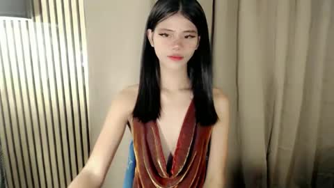 Vivian online show from December 5, 9:34 pm