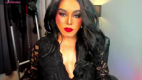 Snapshot of yourfiercemistress chatting on March 10, 9:29 pm not into STINGY and CHEAP people online show from March 10, 9:29 pm