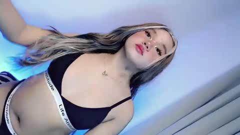 yourfuckingslut69 online show from September 13, 11:01 am