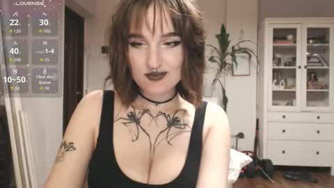 hanna online show from March 24, 6:36 pm