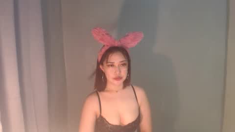 yourhotyash_ online show from May 4, 2:12 pm