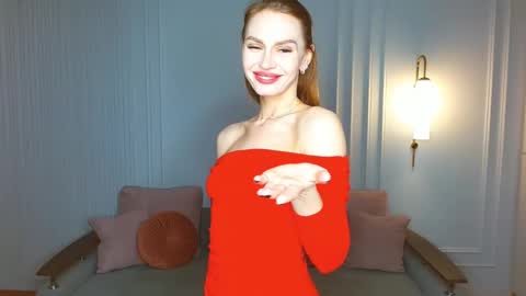 Snapshot of yourladysunshine chatting on March 2, 10:03 am Ksyusha online show from March 2, 10:03 am