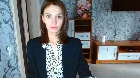 Snapshot of yourladysunshine chatting on October 2, 7:07 am Ksyusha online show from October 2, 7:07 am