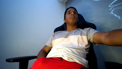 Snapshot of yourlatinmamba chatting on October 23, 5:09 am Your Latin Mamba online show from October 23, 5:09 am