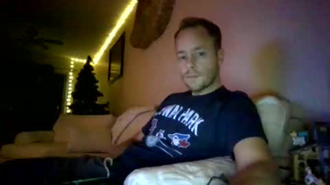 yourlove8523 online show from December 4, 8:03 am