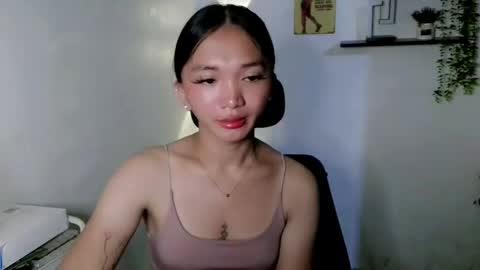 Nina online show from April 19, 4:57 am