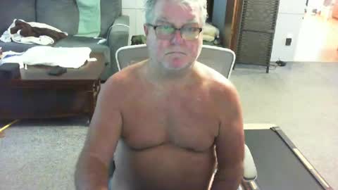 yourpoppi55 online show from July 10, 6:56 pm