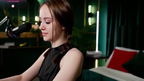 yours_fetish_mary online show from February 24, 4:48 am