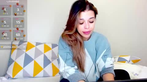 yoursoul_mila online show from December 3, 11:18 am