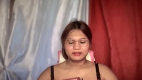 yoursweetgirl_zia online show from April 14, 3:32 am