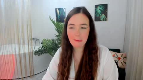 yoursweetmaddy online show from April 12, 7:45 am