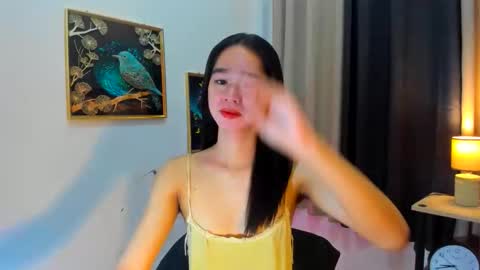 yourtinybunny online show from May 23, 11:17 am