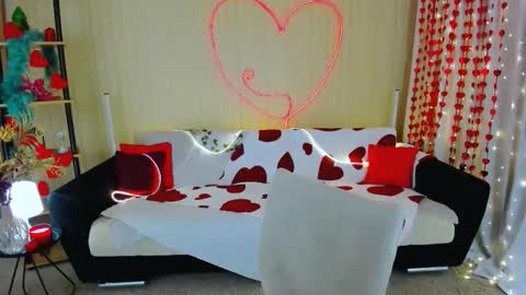 Alice online show from February 14, 9:23 am