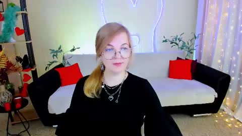 Alice online show from July 10, 10:09 am
