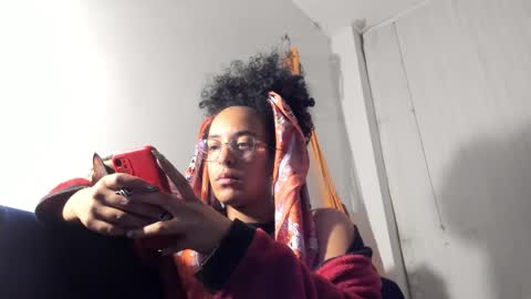 elizabeth  ju   online show from February 14, 1:23 am