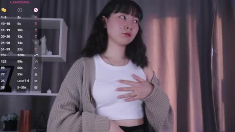 Yui online show from June 4, 4:35 pm
