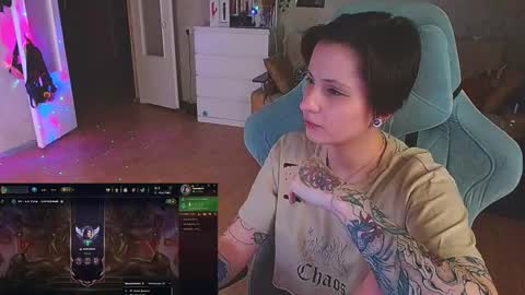 Kris online show from February 6, 10:43 pm