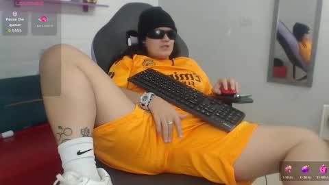 Snowflake online show from January 10, 5:02 am