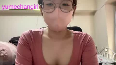 Snapshot of yumechangirl chatting on October 27, 3:17 am YumechangirlAnime Fan    online show from October 27, 3:17 am
