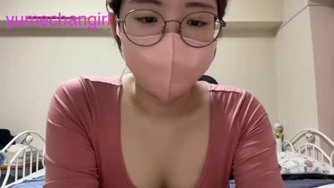 Snapshot of yumechangirl chatting on September 10, 3:18 am YumechangirlAnime Fan    online show from September 10, 3:18 am