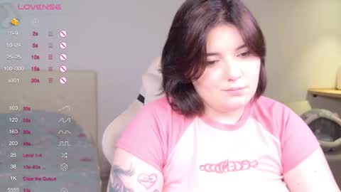 YumemiyaYumi online show from November 19, 8:40 pm