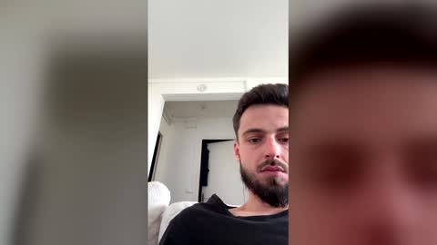 yummiecouplex online show from January 11, 10:43 am