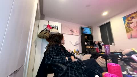 BbyTSSLut online show from May 4, 3:57 am