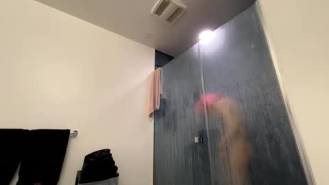 BbyTSSLut online show from April 18, 3:19 am