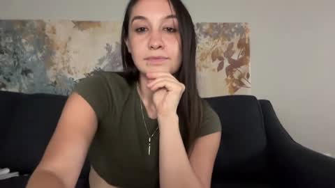 yurdreams_22 online show from July 29, 2:22 am