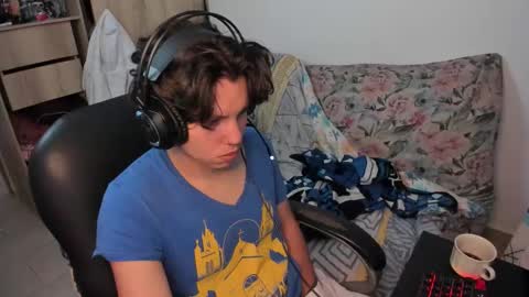 yurii_moody online show from February 23, 12:40 pm