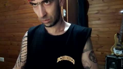 Yuumi online show from December 3, 5:30 am