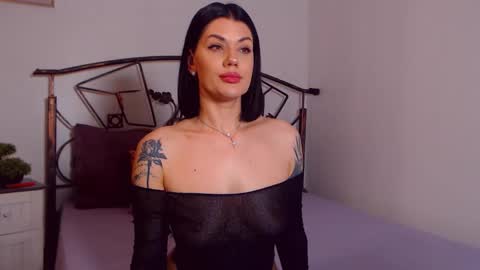 I V Y   online show from April 16, 3:28 am