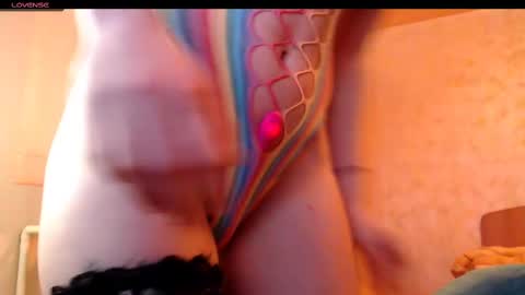 yzza_suave online show from February 11, 5:18 pm