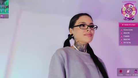 tazzie online show from September 12, 5:31 am