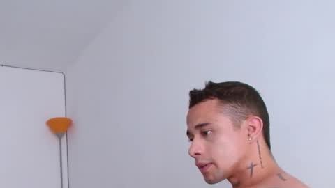 Snapshot of zac_colleng07 chatting on December 15, 10:26 pm Zac Colleng online show from December 15, 10:26 pm