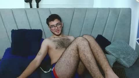 Snapshot of zac_golden chatting on October 11, 6:51 am Zack  online show from October 11, 6:51 am