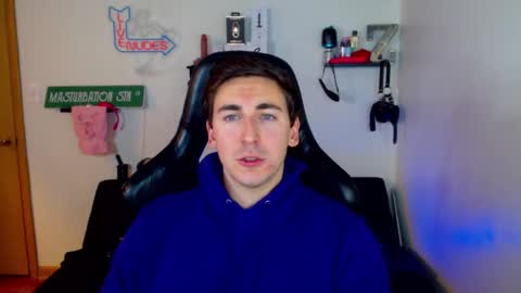 Zach Rhyder online show from December 23, 2:35 am