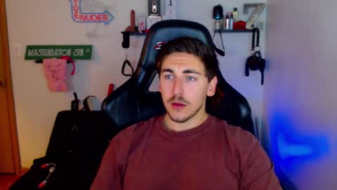 Zach Rhyder online show from February 7, 3:24 am