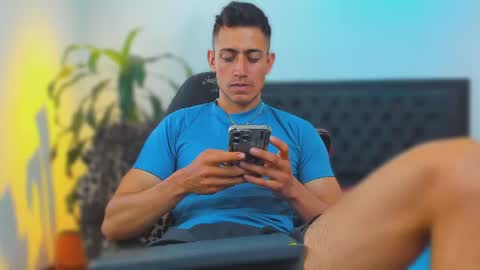 zachpri20 online show from August 1, 2:51 pm