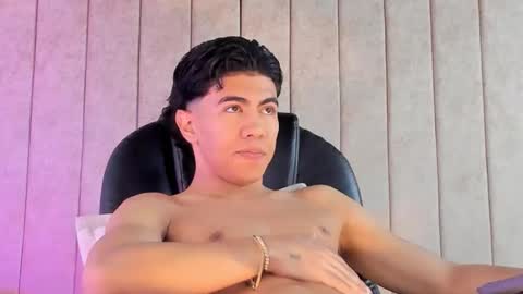 Snapshot of zack_conor chatting on March 2, 2:54 pm zack conor online show from March 2, 2:54 pm