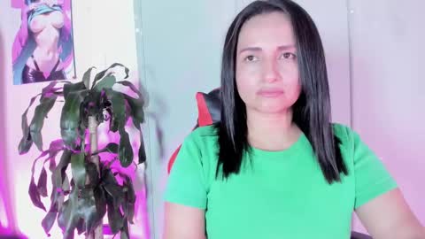 Snapshot of zafiro__brown chatting on September 30, 3:22 pm Zafiro Brown online show from September 30, 3:22 pm