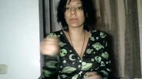 Zafiro online show from June 24, 12:12 pm