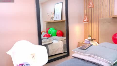 ZAHARA  online show from March 10, 9:29 pm