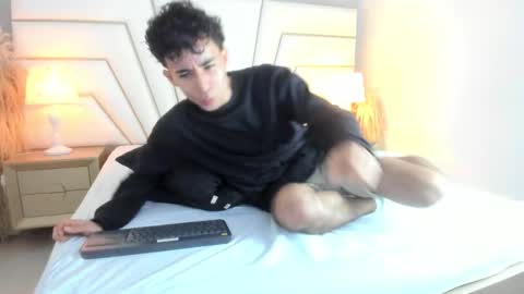 zahir_ashar online show from October 27, 11:21 am