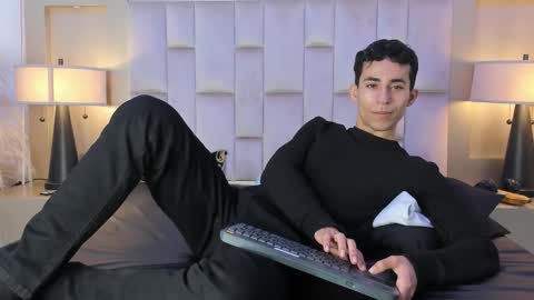 zahir_ashar online show from March 21, 1:55 am