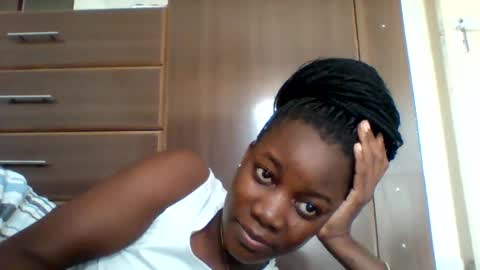 zainxxxx online show from April 1, 1:41 pm