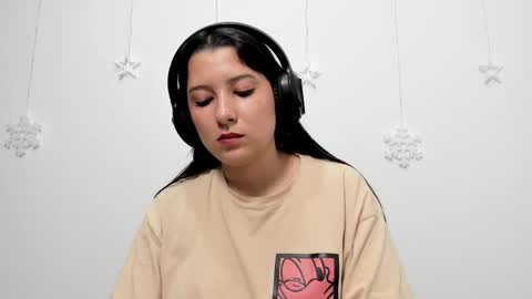 zammii69 online show from December 20, 10:39 pm