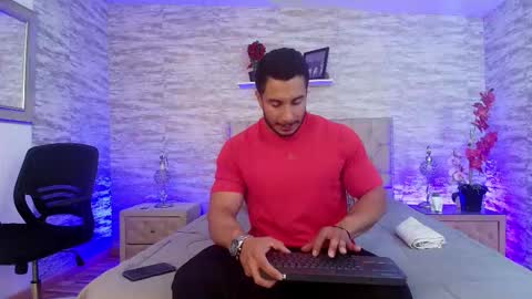 zanemaverick online show from December 18, 12:00 pm