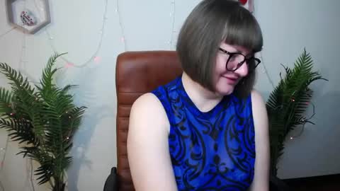 zannadreil online show from April 13, 6:56 pm